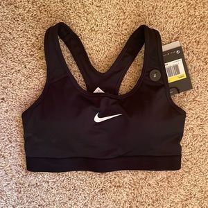NWT Nike Sports Bra